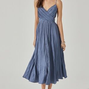 Capitola Pleated Midi Dress Slate Blue M